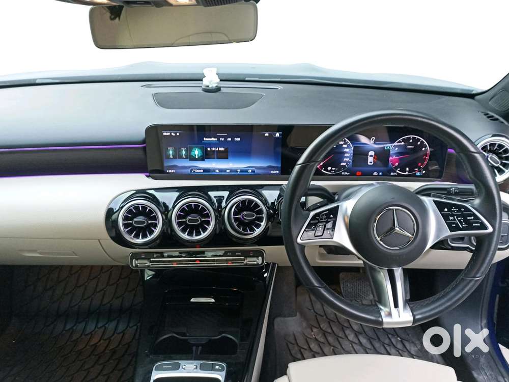 Mercedes-benz A-class Limousine 200, 2023, Petrol