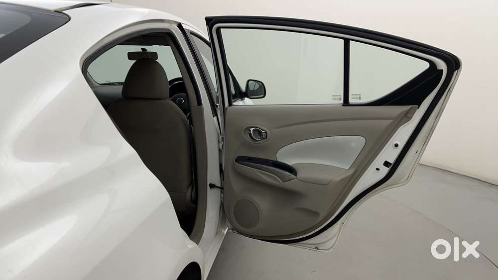 Nissan Sunny Xv, 2014, Petrol