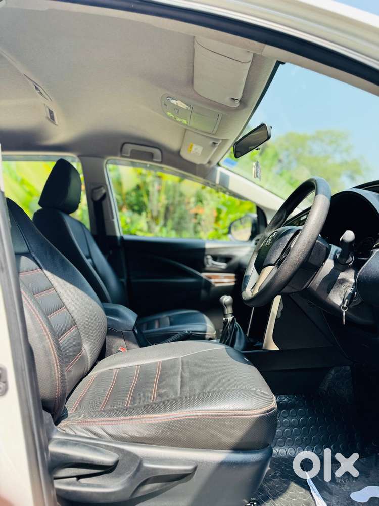 Toyota Innova Crysta [2020-ongoing] 2.4 Gx 7 Str, 2020, Diesel