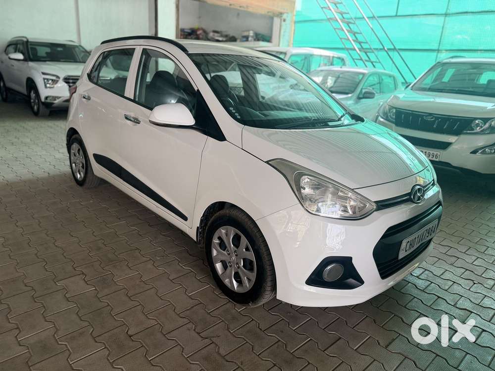 Hyundai Grand I10 Sportz, 2014, Petrol