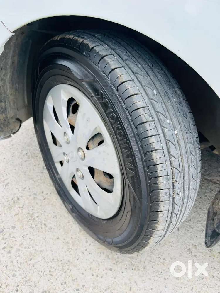 Uk07 Registration 1st Owner I10 Sportz 1.2