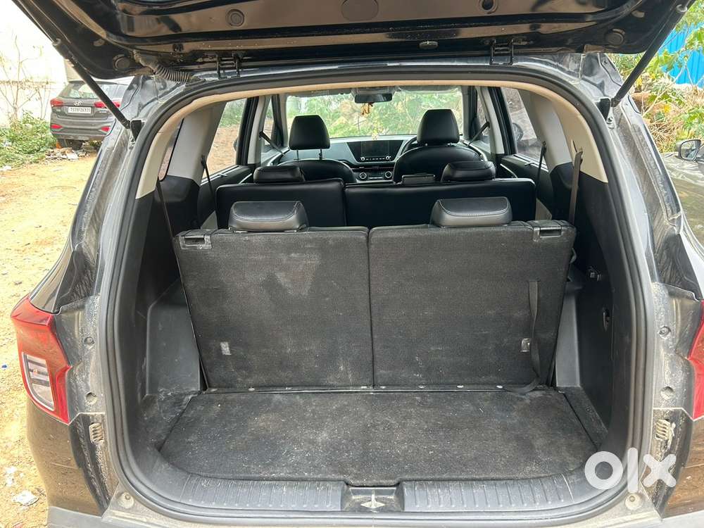 Kia Carens Petrol 2025