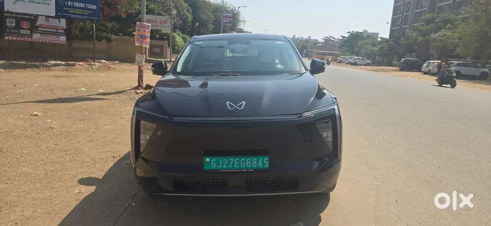 Mahindra Xev 9e 2025 Big 11.3 Kw Charger Electric Well Maintained
