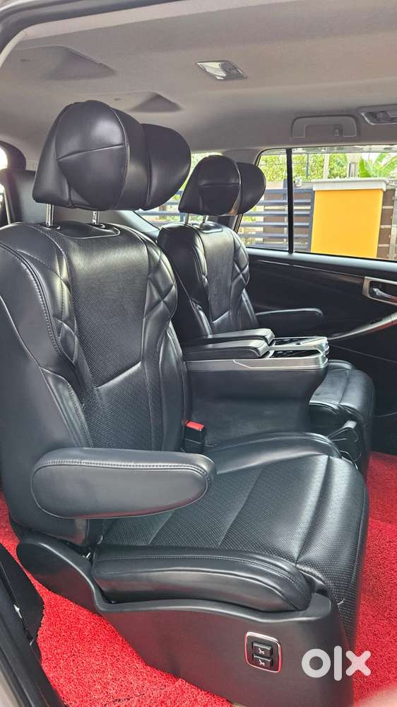 Toyota Innova Crysta 2.4 Z 7 Str, 2025, Diesel