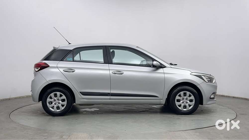 Hyundai Elite I20 [ ] 1.2 Sportz, 2016, Petrol
