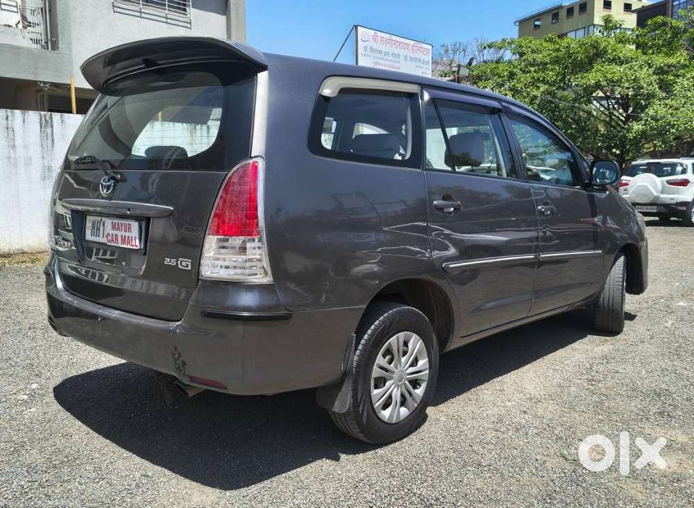 Toyota Innova 2.5 G (diesel) 8 Seater, 2011, Diesel