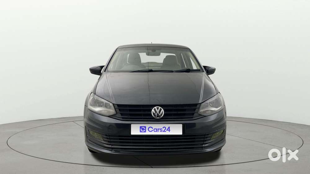 Volkswagen Vento 1.2 Highline Plus At 16 Alloy, 2016, Petrol