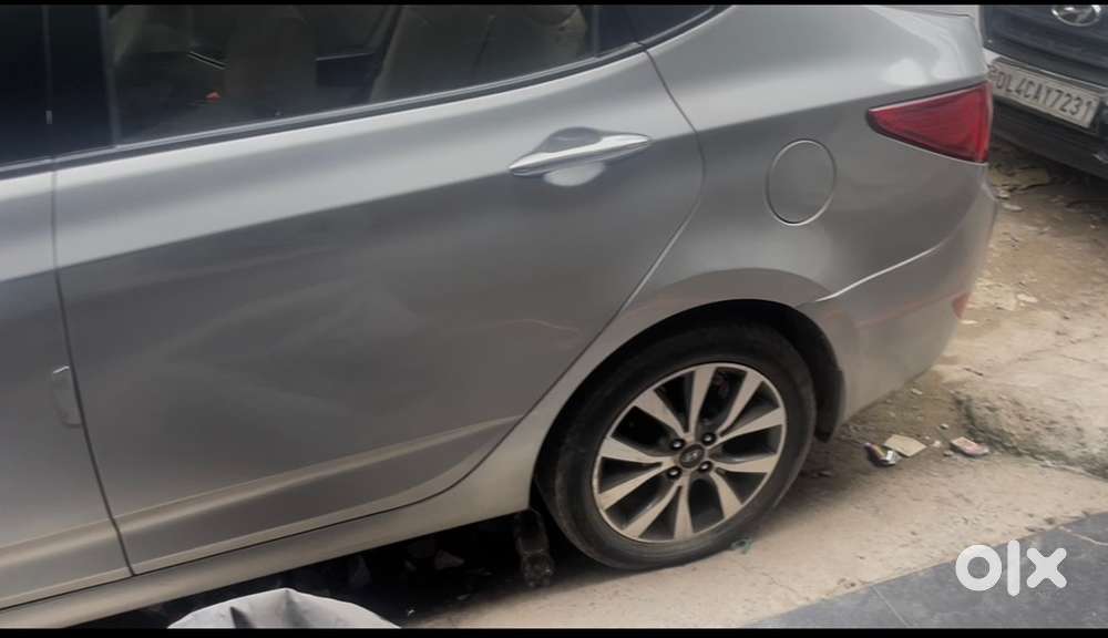 Hyundai Verna Petrol 2015