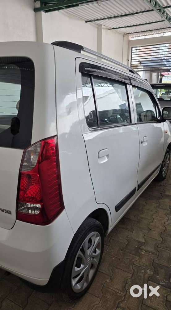 Maruti Suzuki Wagon R Vxi, 2017, Petrol