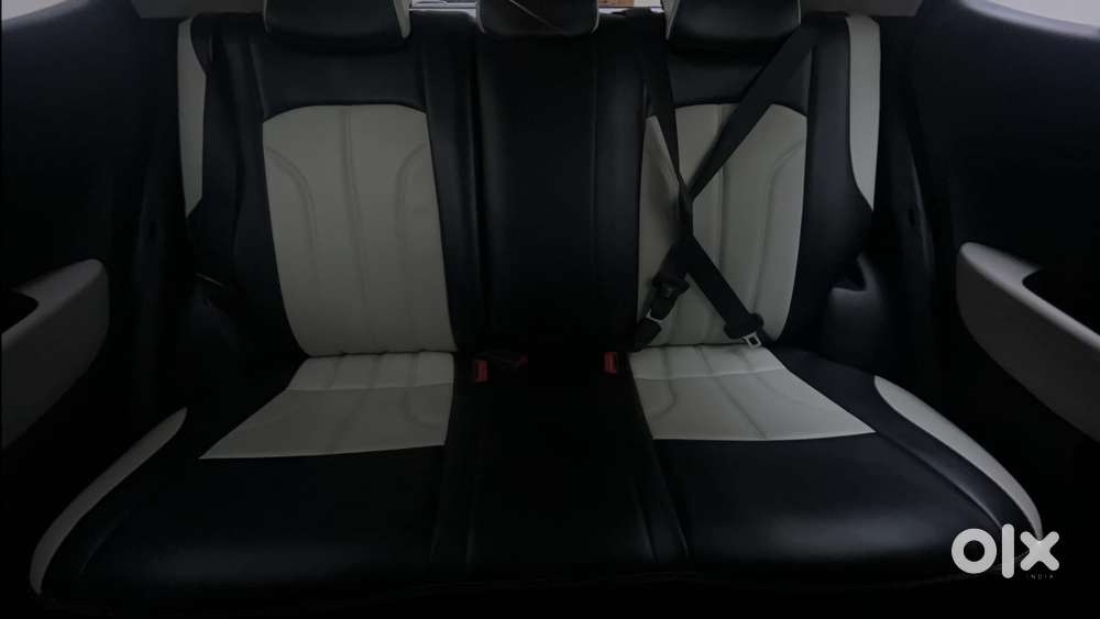 Hyundai Venue 1.0 Sx (o) Turbo Dct, 2023, Petrol