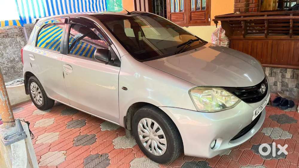 Toyota Etios Liva 2011 Petrol 141000 Km Driven