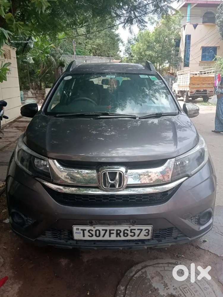 Honda Br-v 2017 Diesel 98000 Km Driven Well Maintained