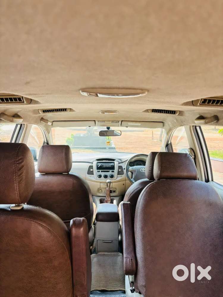 Toyota Innova 2014 Diesel 189000 Km Driven