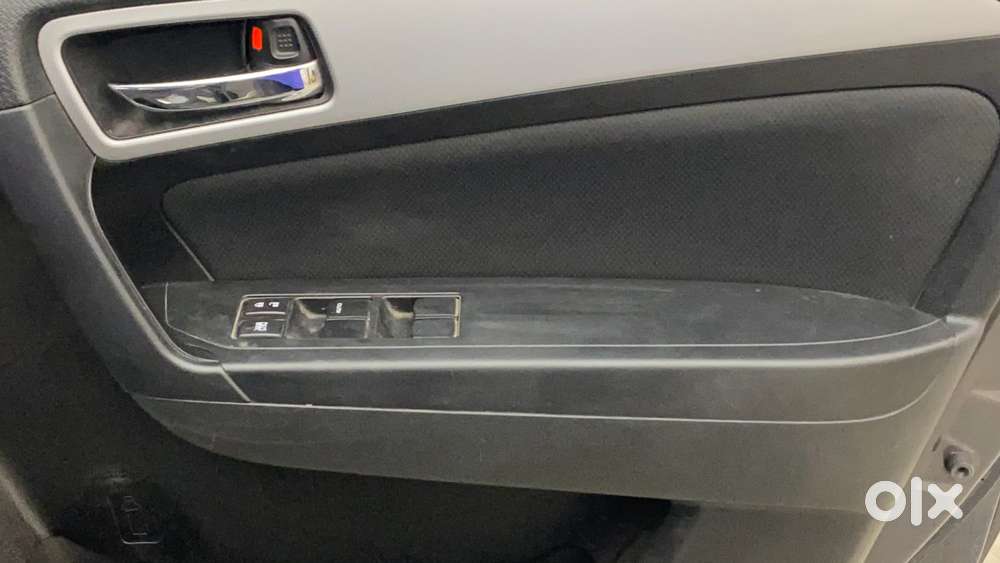 Maruti Suzuki Vitara Brezza 1.5 Zxi, 2020, Petrol