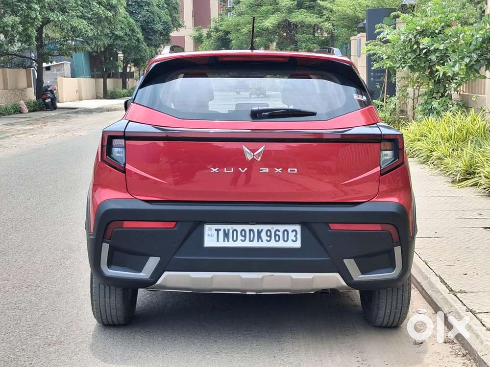 Mahindra Xuv 3xo Ax5 Pm Mt, 2025, Petrol