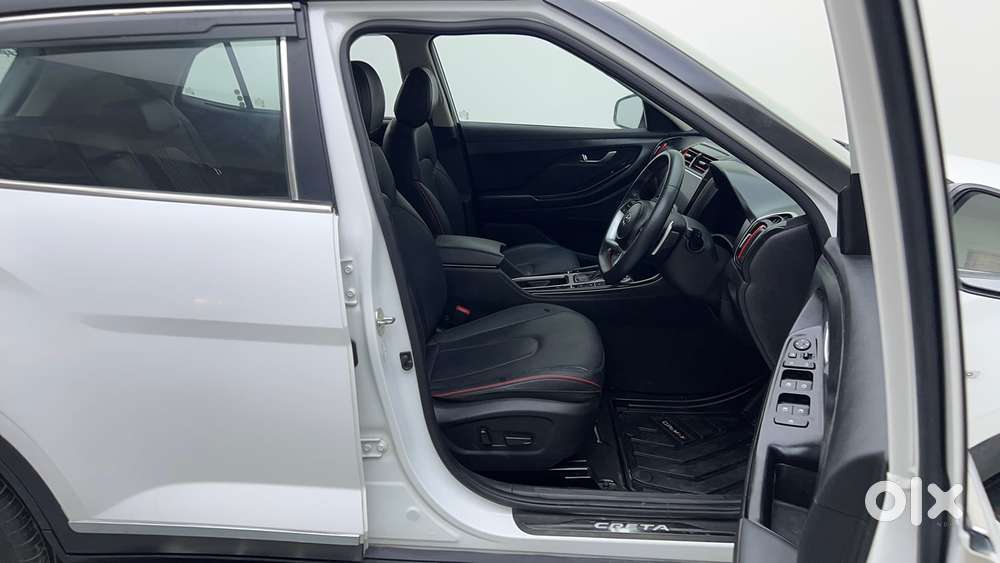 Hyundai Creta Sx (o) 1.5 Petrol Cvt Knight, 2023, Petrol