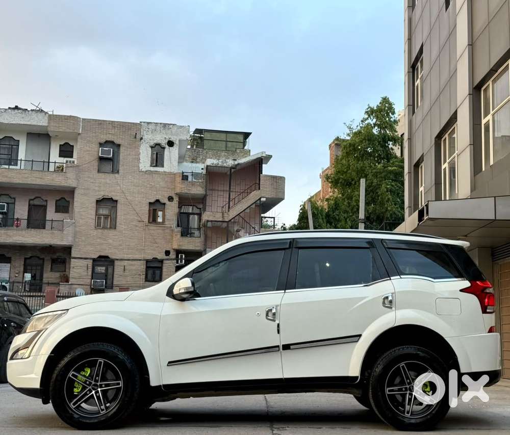 Mahindra Xuv500 W9 At 1.99, 2018, Diesel
