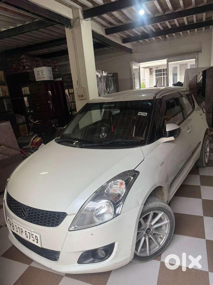Maruti Suzuki Swift 2012