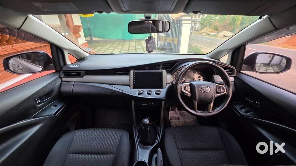 Toyota Innova Crysta 2.4 Gx Mt, 2017, Diesel