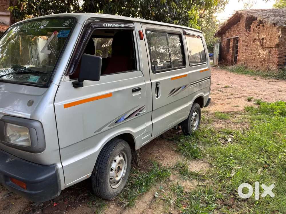 Maruti Suzuki Omni 2013 Petrol 100000 Km Driven