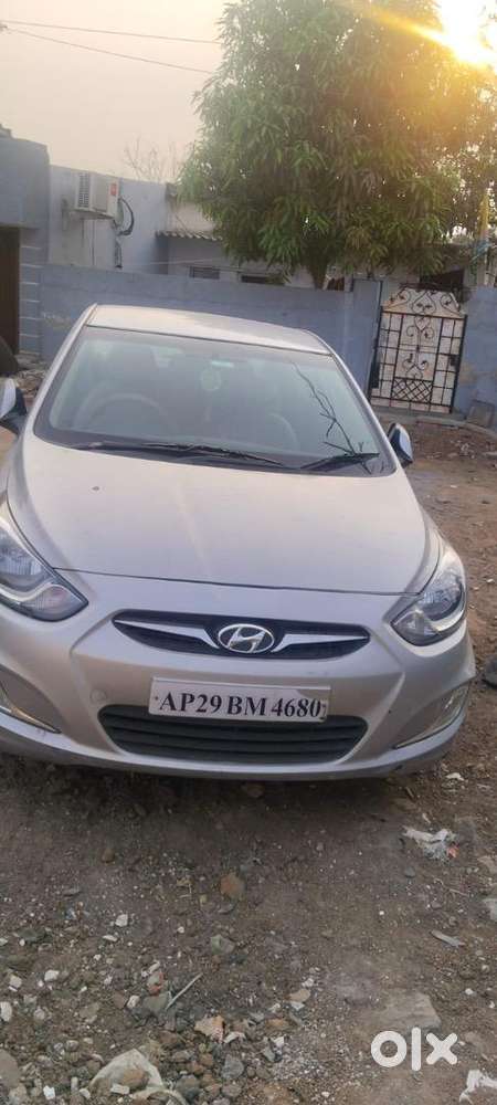 Hyundai Verna 2011 Petrol Well Maintained