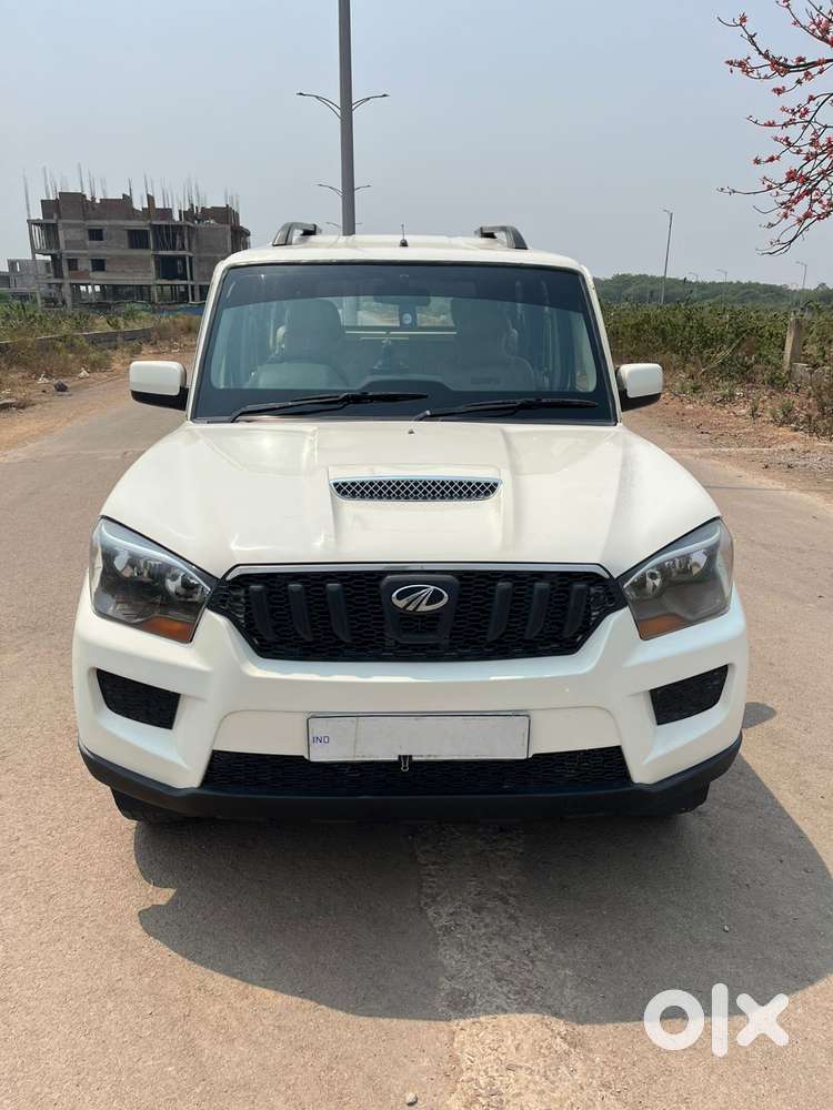 Mahindra Scorpio S2 9 Seater, 2015, Diesel