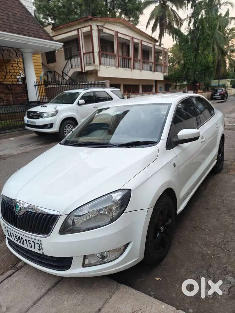 Skoda Rapid Elegance 2013 Diesel