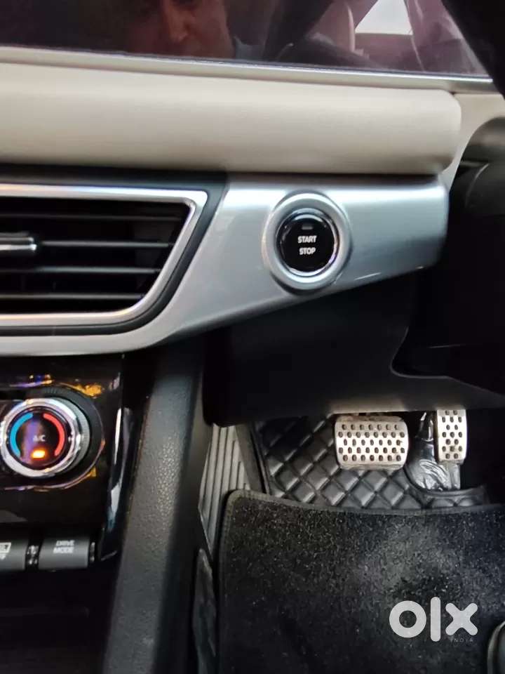 Mahindra Xuv700 2.2 Ax 7 Diesel At Luxury Pack Str Awd, 2023, Diesel