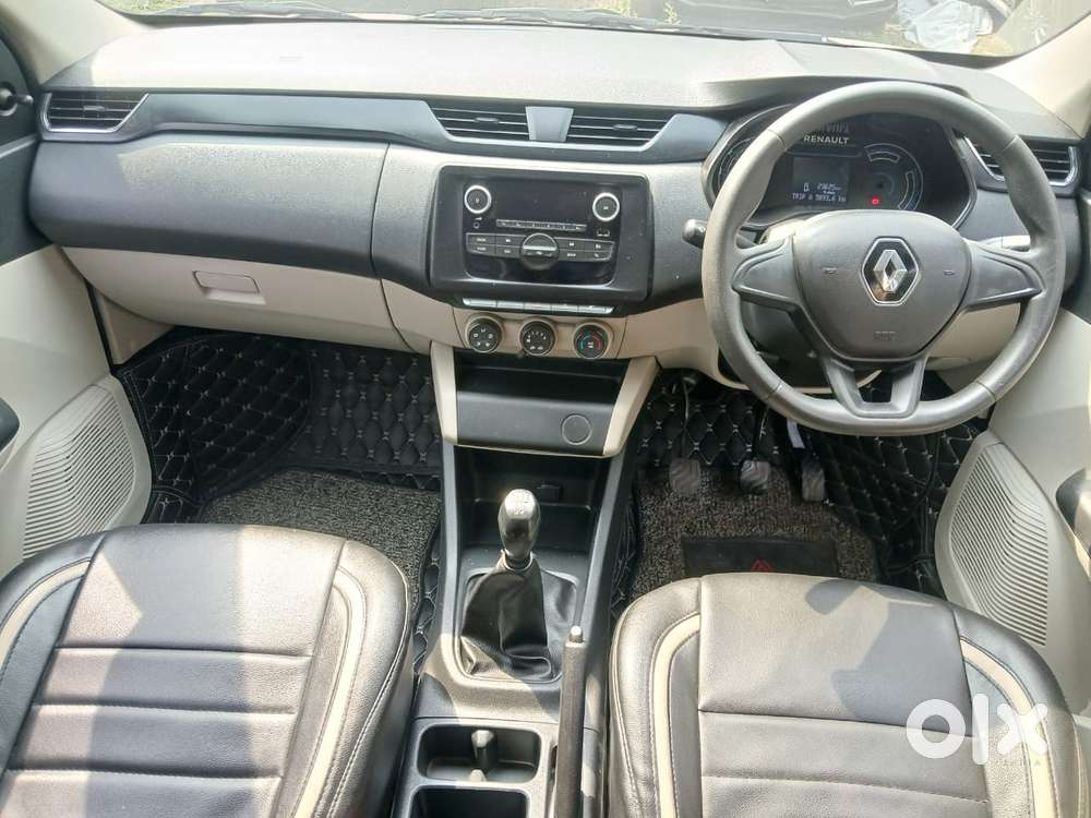 Renault Triber Rxl, 2023, Petrol