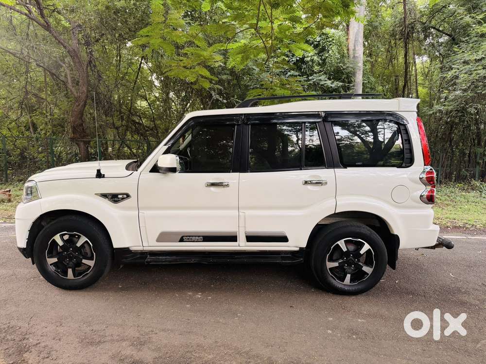 Mahindra Scorpio S11 Mt 7s, 2023, Diesel