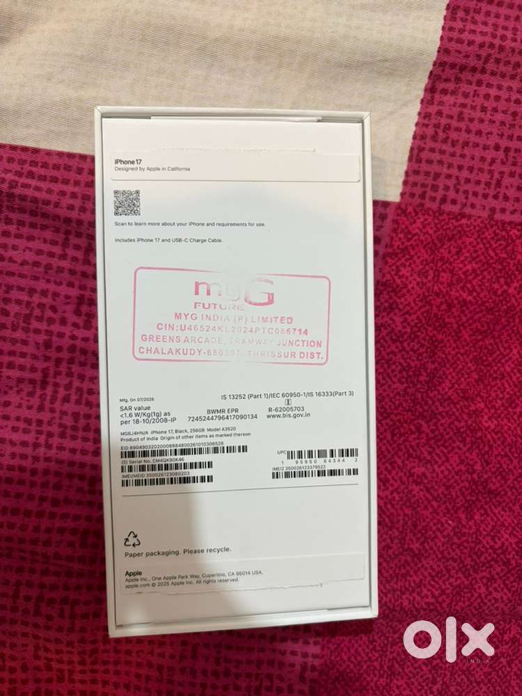I PHONE 17 - Just 1 day old
