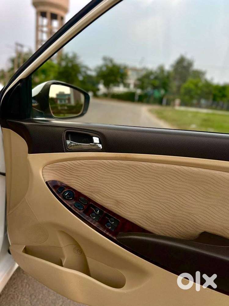 Hyundai Verna Crdi 1.6 Sx, 2013, Diesel