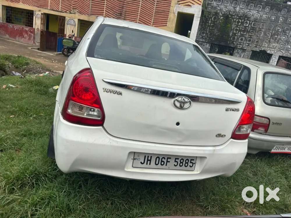 Toyota Etios 2013 डीज़ल मैन्युअल