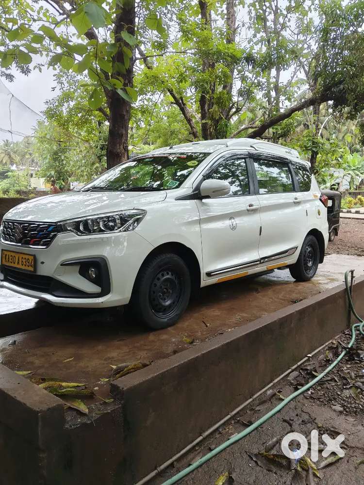 Maruti Suzuki Ertiga Vxi 2024