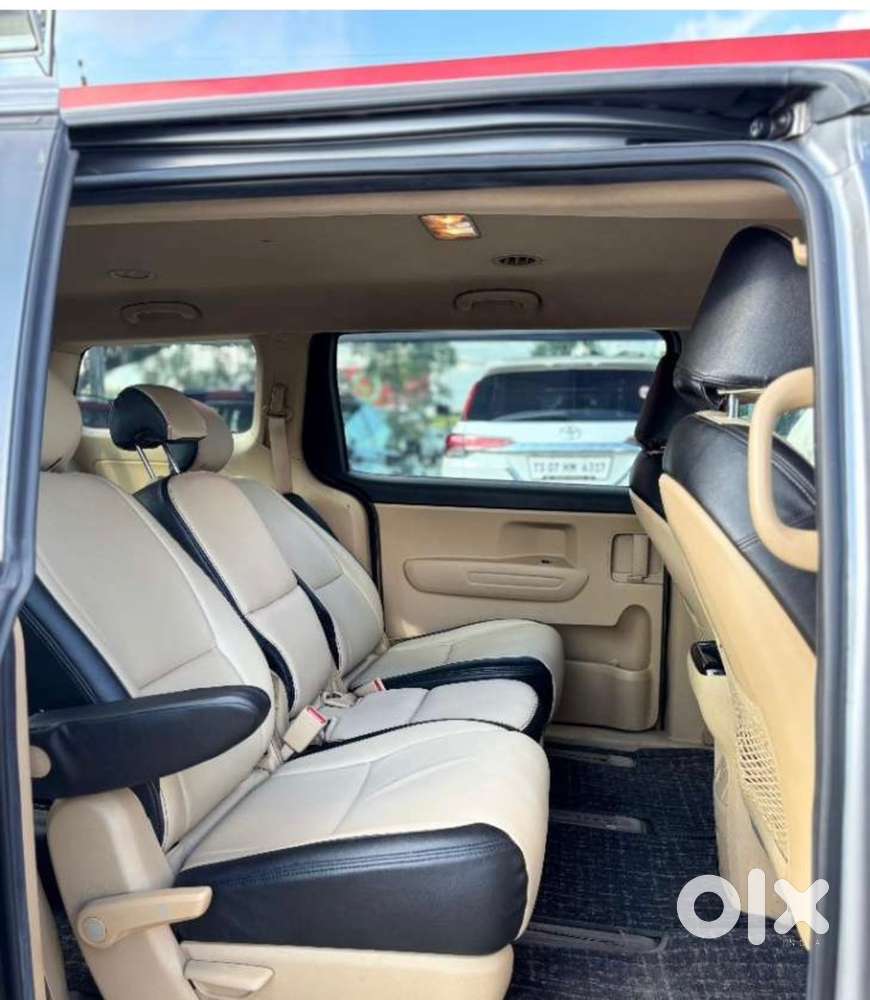 Kia Carnival 2020 Diesel 64000 Km Driven