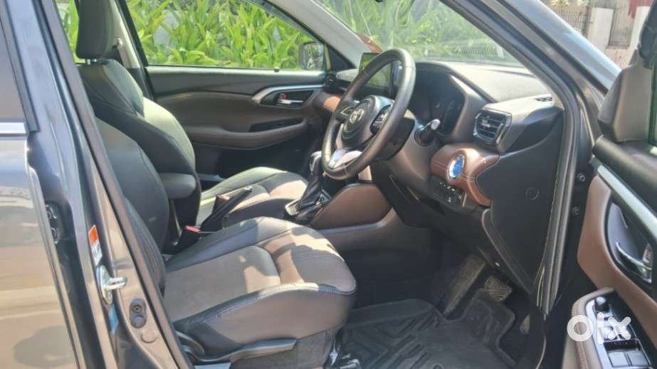 Toyota Urban Cruiser Hyryder 1.5 V Hybrid, 2024, Petrol