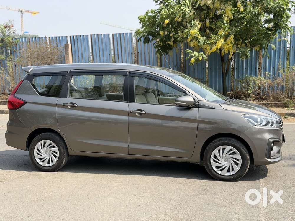 Maruti Suzuki Ertiga Vxi At Petrol, 2022, Petrol