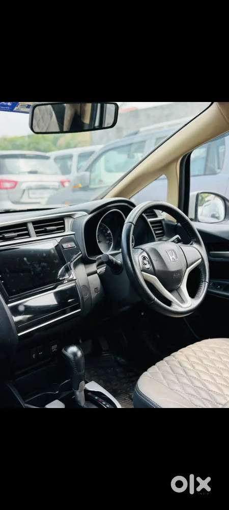 Honda Jazz V Cvt, 2017, Petrol