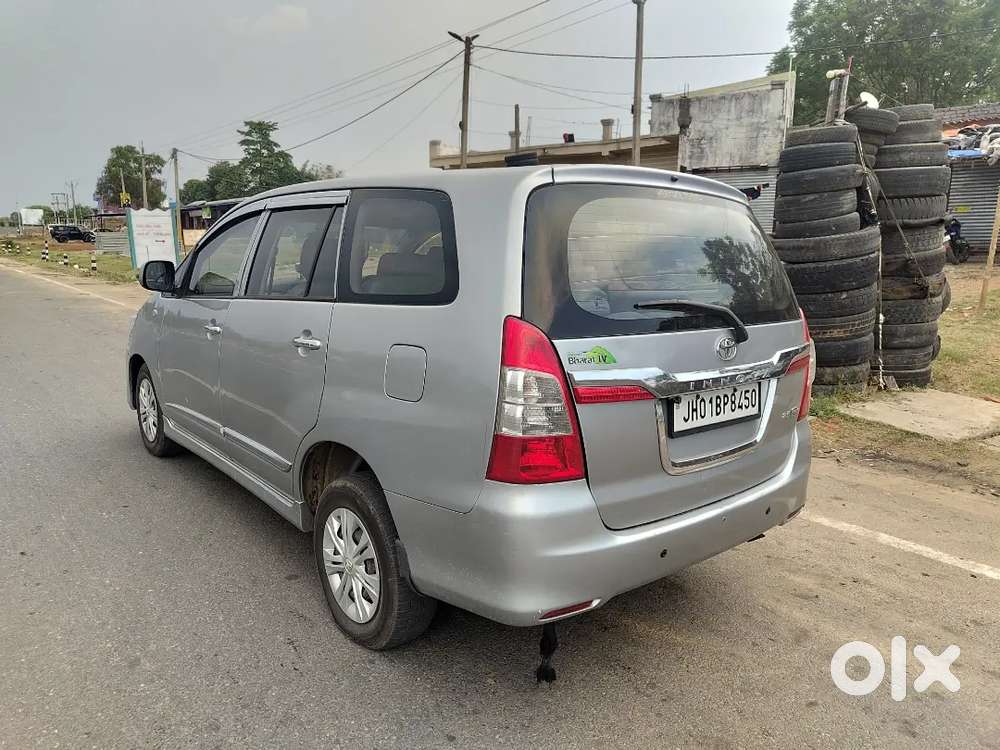 Toyota Innova 2015 Diesel 96000 Km Comfort Driven Comfort Car