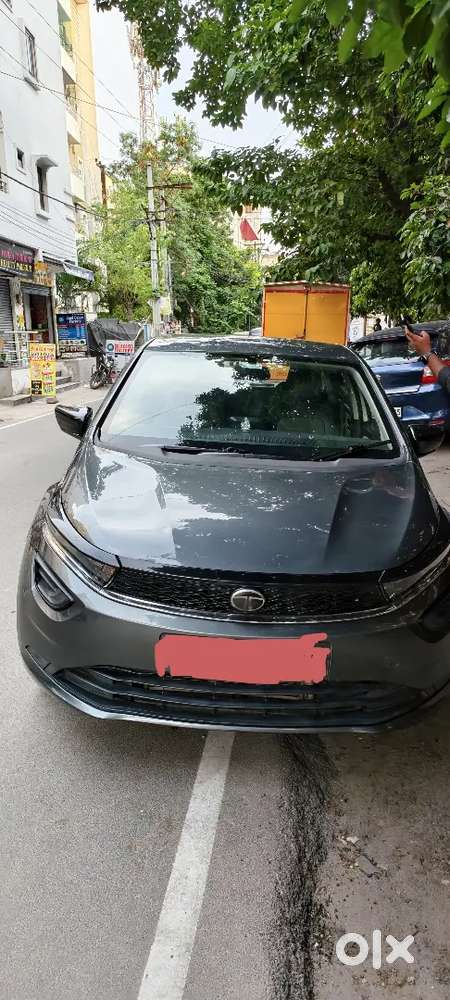 Tata Altroz Xm+ Petrol Manual | 24,500 Km | Excellent Condition | Sing