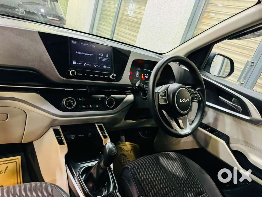 Kia Carens 1.4 Premium 7 Str, 2022, Diesel
