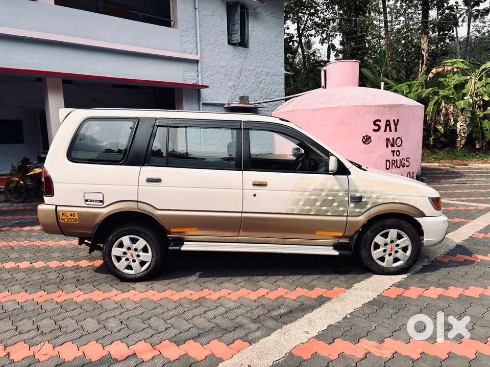 Chevrolet Tavera 2013 Diesel Well Maintained