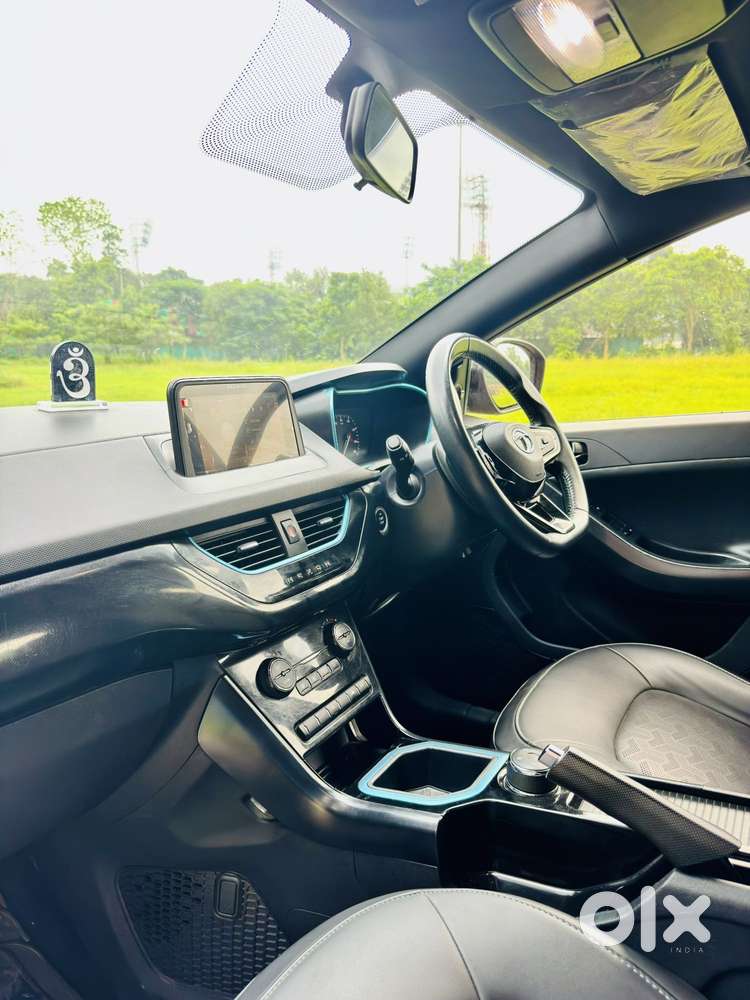 Tata Nexon Ev Xz Plus Dark Edition, 2022, Electric