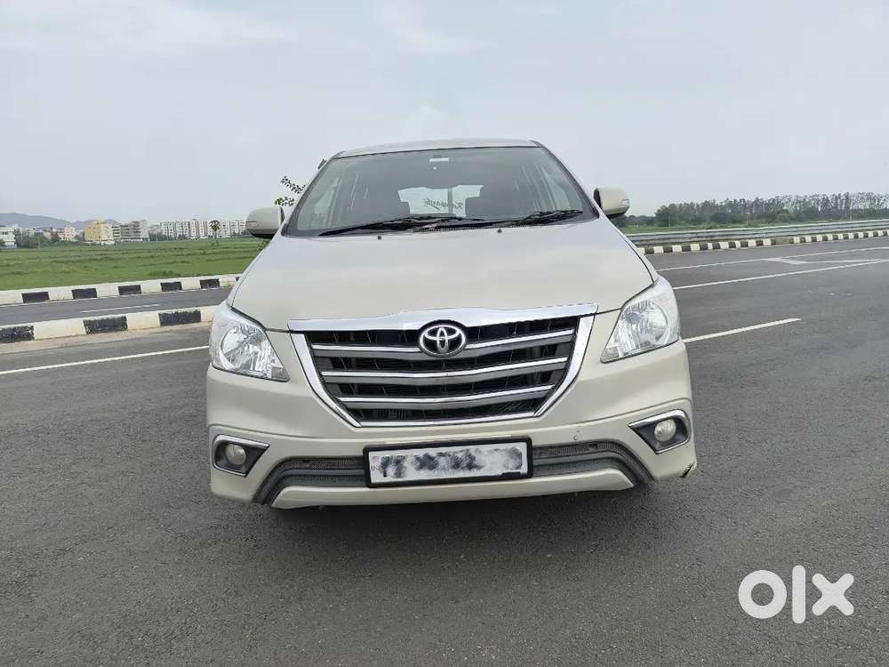 Toyota Innova 2016 Diesel Well Maintained