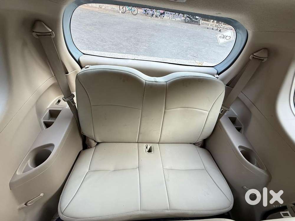 Maruti Suzuki Ertiga Green Vxi