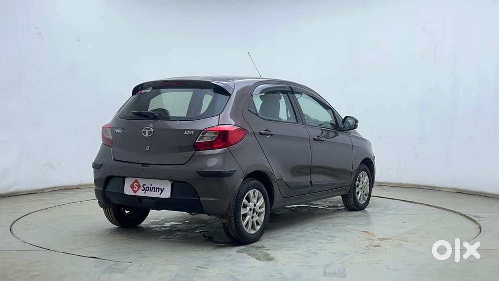 Tata Tiago Xza, 2018, Petrol
