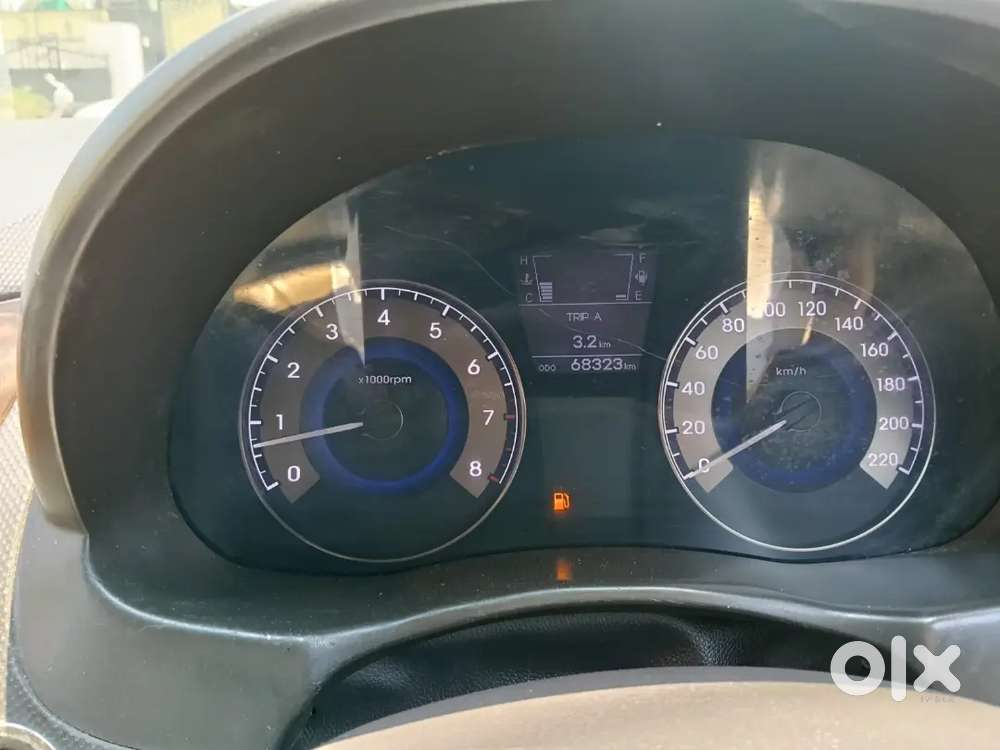 Hyundai Verna 2012 Petrol 68000 Km Driven