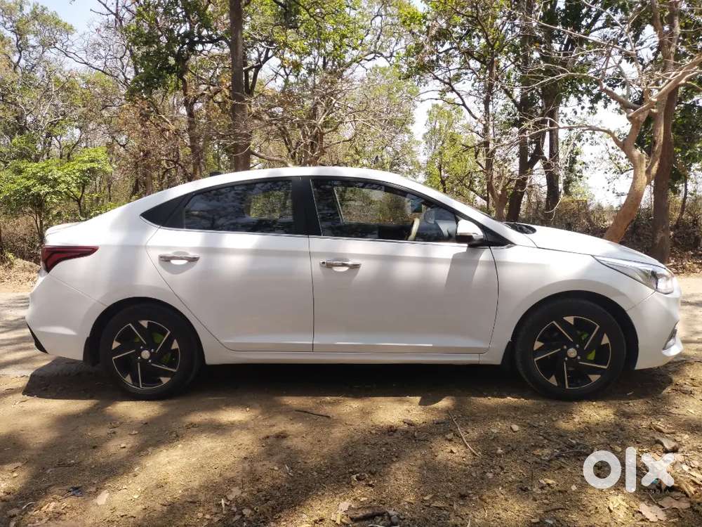 2 Key 
Diamond Wheels New Tyre
Rear Camera+parking Sensor Idv 595000