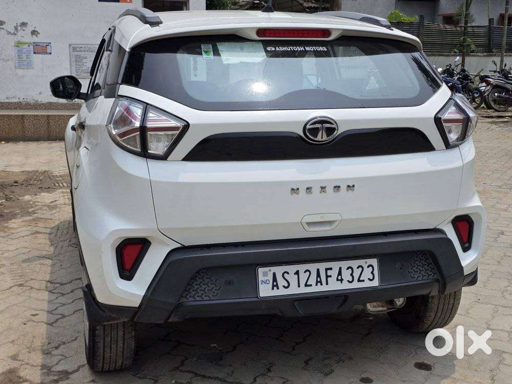 Tata Nexon 1.2 Revotron Xm (s), 2022, Petrol