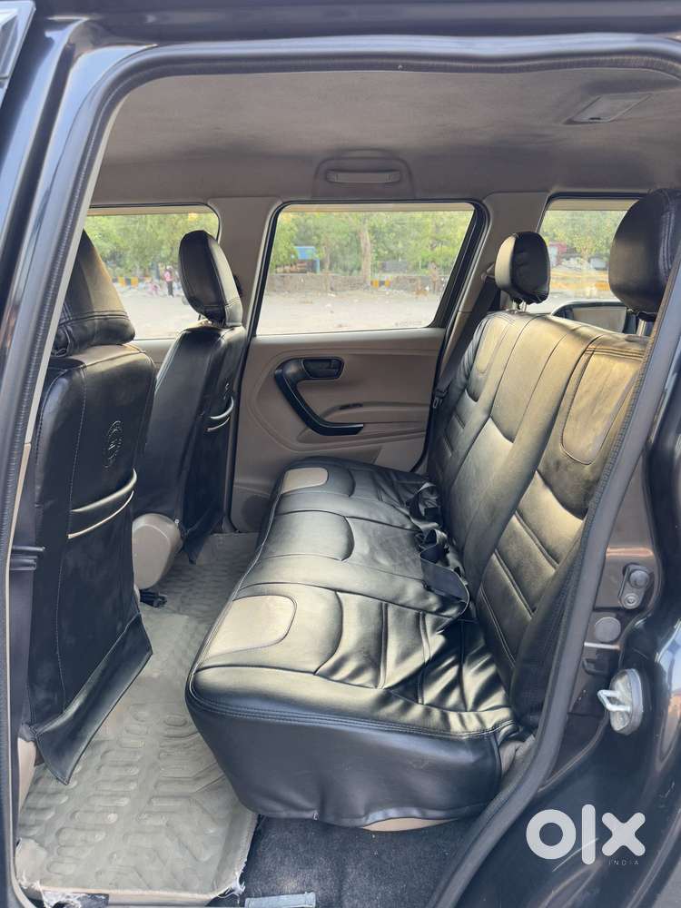 Mahindra Tuv 300 T6 Plus, 2017, Diesel